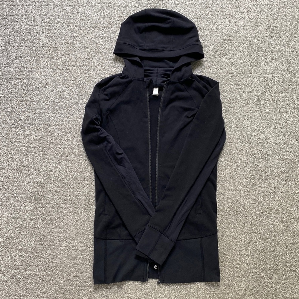 ⭐️Lululemon Zip Up Hooded Jacket